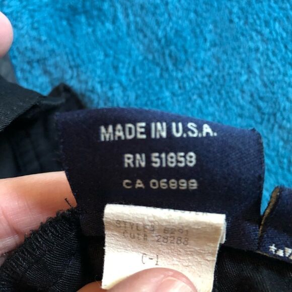 Lily’s of Beverly Hills, black shorts, size 12 - Picture 8 of 9